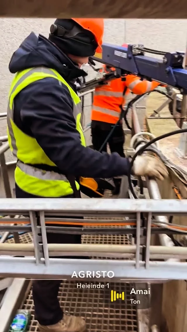 Winterstop dus tijd voor onderhoud!☃️💪 #mooiwerk #craneoperator #winterstop #engineering