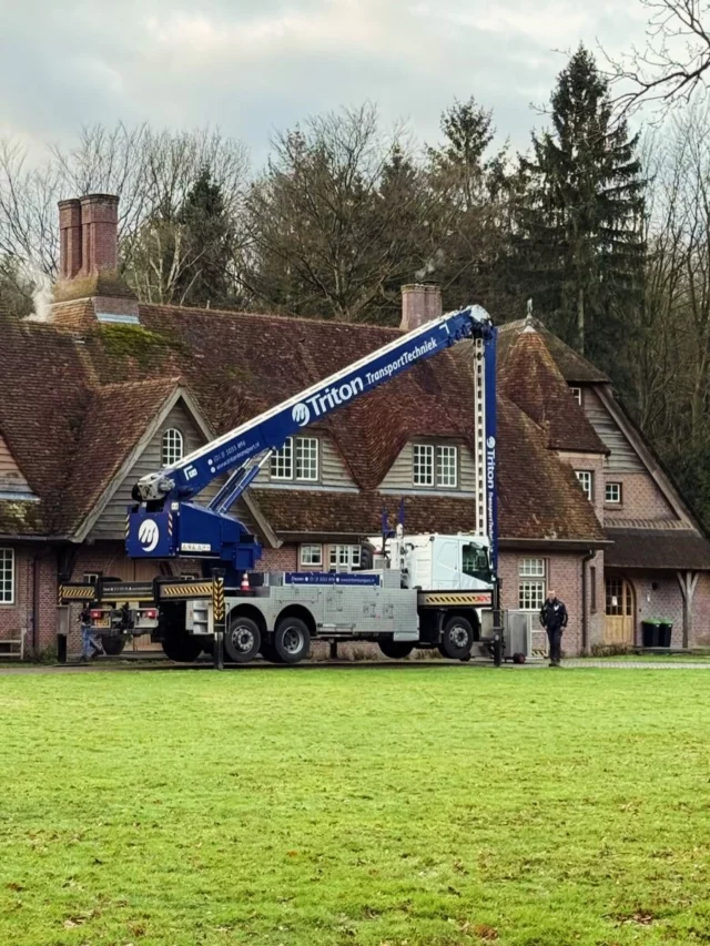 𝗩𝗮𝗻 𝗶𝗻𝘀𝗽𝗲𝗰𝘁𝗶𝗲 𝘁𝗼𝘁 𝗳𝗹𝗲𝘅𝗶𝗯𝗶𝗹𝗶𝘁𝗲𝗶𝘁: 𝗲𝗲𝗻 𝗺𝗮𝗮𝗻𝗱 𝘃𝗼𝗹 𝘃𝗮𝗸𝗺𝗮𝗻𝘀𝗰𝗵𝗮𝗽 𝗲𝗻 𝗽𝗮𝗿𝗮𝗮𝘁𝗵𝗲𝗶𝗱 💼🔧

De maand januari is alweer bijna om. Een kleine greep uit de werken die we mochten uitvoeren:

🔹 Dakinspecties bij Landgoed de Wielewaal in Eindhoven
Met onze aluminium kraanhoogwerker inspecties uitgevoerd op een bijzondere en uitdagende locatie 🏗️

🔹 Noodvoorzieningen geplaatst bij Almere City FC in Almere
Tijdens de sneeuwdagen snel in actie om alles operationeel te houden ❄️🚧

Benieuwd wat wij voor jouw project kunnen betekenen?
Neem gerust contact met ons op — wij staan voor je klaar! 📞💬