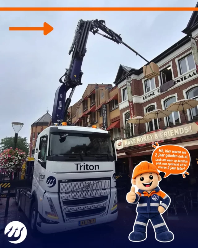 𝗧𝘄𝗲𝗲 𝗼𝘃𝗲𝗻𝘀 𝘃𝗮𝗻 𝟮𝟱𝟬 𝗸𝗶𝗹𝗼, éé𝗻 𝗯𝗶𝗻𝗻𝗲𝗻𝘀𝘁𝗮𝗱 𝗲𝗻 𝗲𝗲𝗻 𝗱𝗲𝘂𝗿 𝗱𝗶𝗲 𝗻𝗲𝘁 𝗻𝗶𝗲𝘁 𝗺𝗲𝗲𝘃𝗶𝗲𝗹. 🔥🏗️

Voor Meyer Horeca Exploitatie brachten wij twee nieuwe ovens naar binnen bij Grand Café Central in Eindhoven. @grandcafe Grand Café Centraal Eindhoven 

Klinkt als een klusje van niks, tot je ziet hoeveel ruimte je hebt. 😅 Smalle aanvoerroute, een vloer die je heel wilt houden en 250 kilo per oven die precies op zijn plek moet staan.

Millimeterwerk, midden in het hart van Eindhoven. En onze mannen weten precies hoe je zoiets aanpakt. 💪

📞 013 505 5896 | tritontransport.nl

#Triton #Eindhoven #Horeca #Hijswerk #Vakmanschap #GrandCafeCentral #MissionImpossible